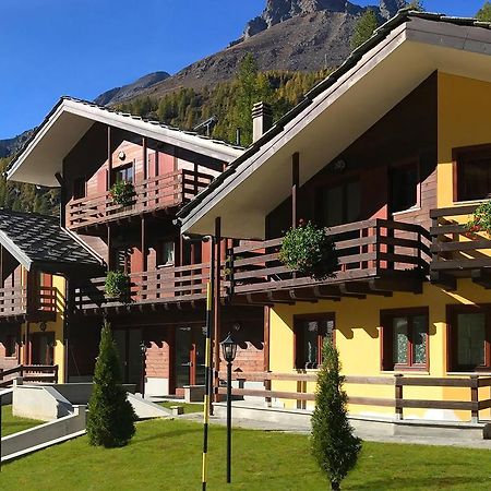 Residence Le Marmotte Gressoney-La-Trinite Bagian luar foto